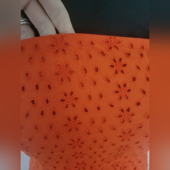 Old Navy Strapless Eyelet Dress - Picture 3 of 9